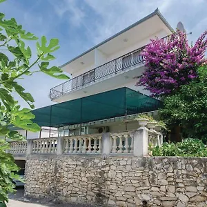 Ljubomir Apartament Trogir